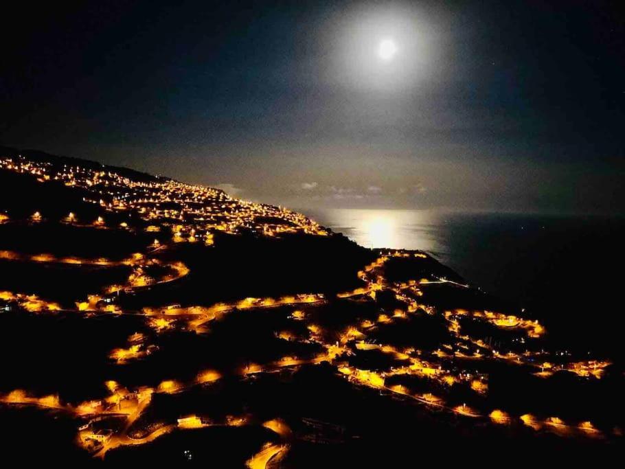 Mar A Vista By Your Madeira Rentals بونتا دو سول المظهر الخارجي الصورة